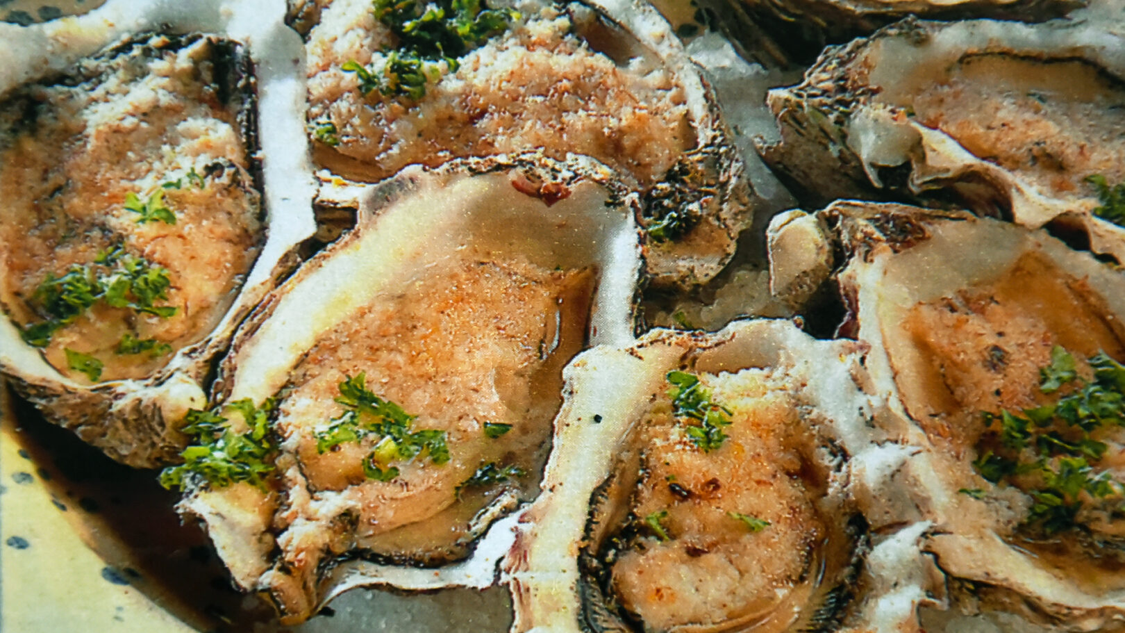 gddfg Oysters with lime